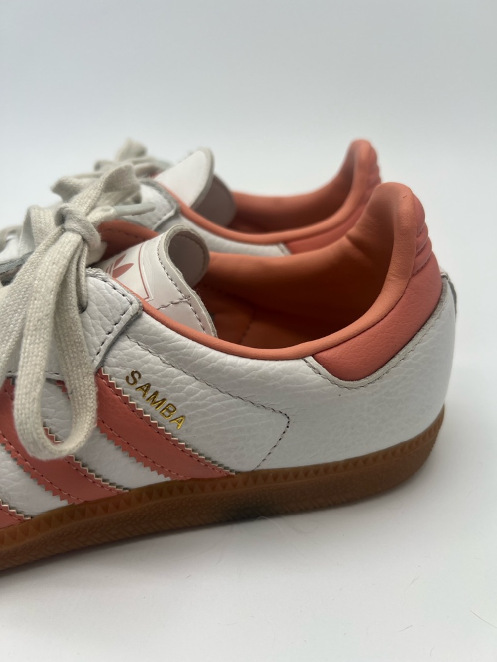Adidas Samba Sneakers in White and Coral Pink Women's Sz 6.5 - Picture 2 of 11